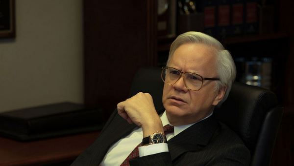 Tim Robbins in Dark Waters