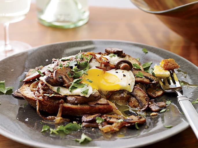 eggs, mushrooms, toast, health