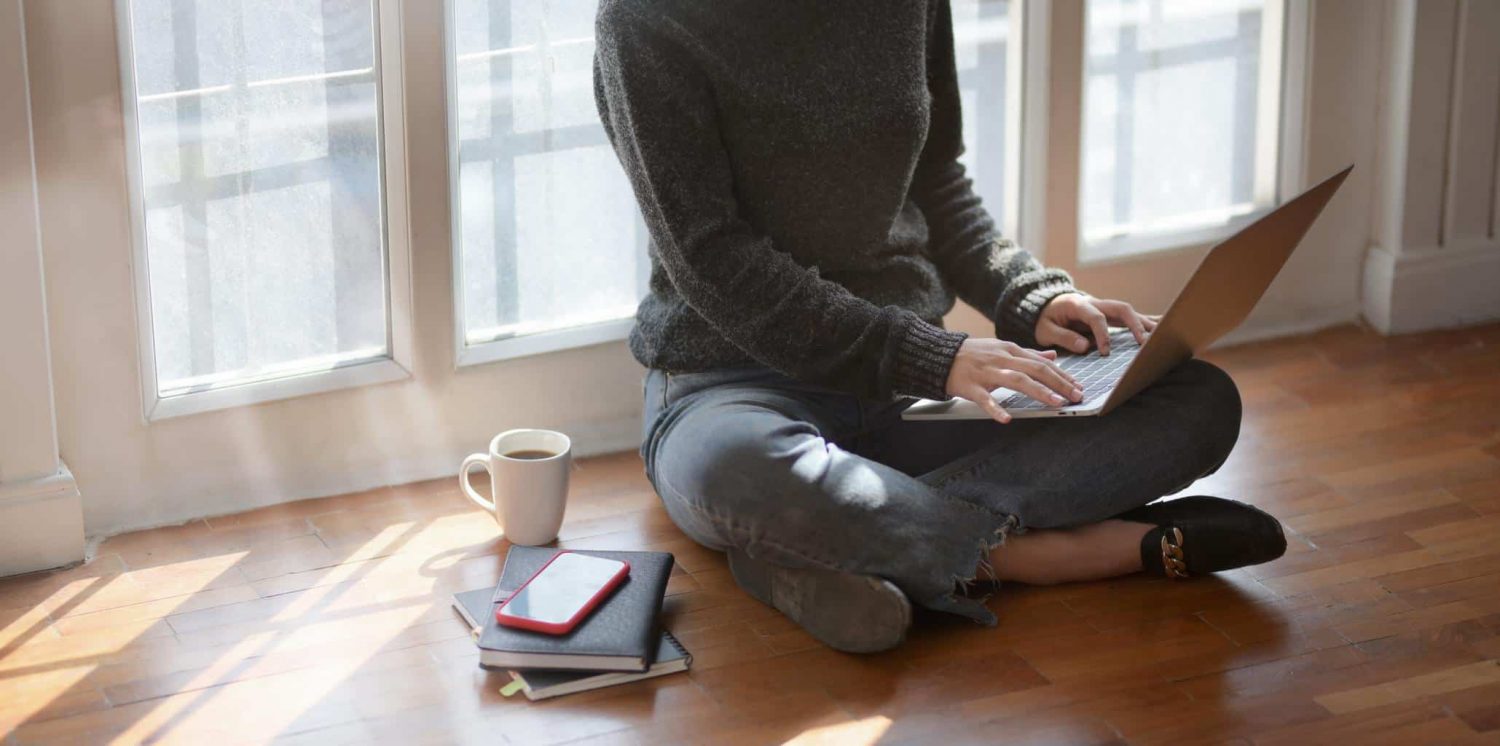 online, laptop, connected