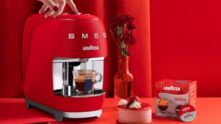 Lavazza A Modo Mio SMEG Coffee Machine